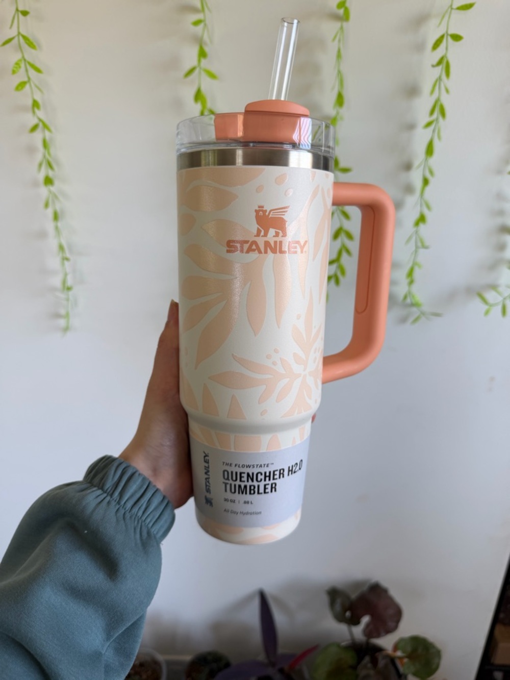 NEW Stanley The Flowstate Quencher H2.0 Tumbler 30 oz Apricot Palms
